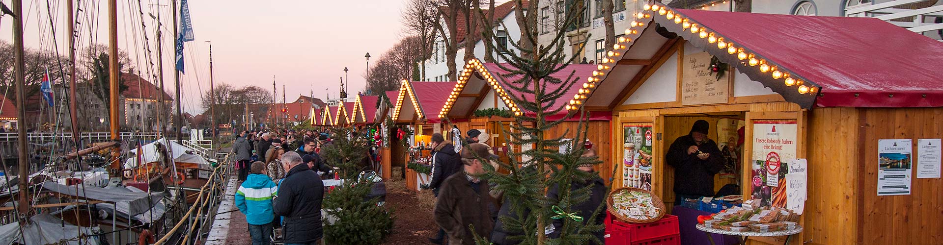 Wintermarkt In Carolinensiel Am Museumshafen